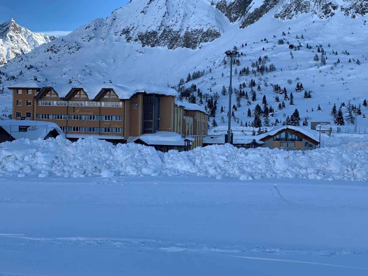 Grand Hotel Miramonti Passo del Tonale Bagian luar foto