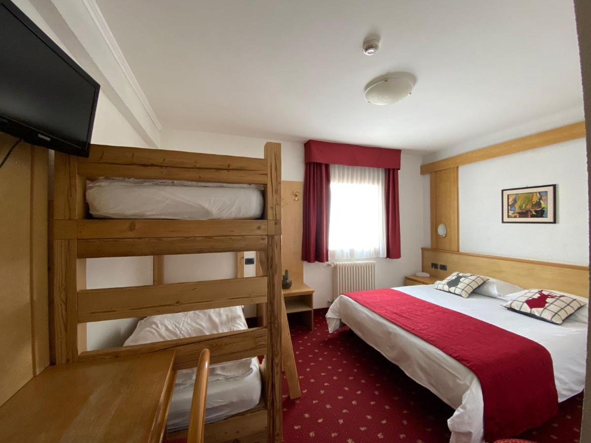 Grand Hotel Miramonti Passo del Tonale Ruang foto