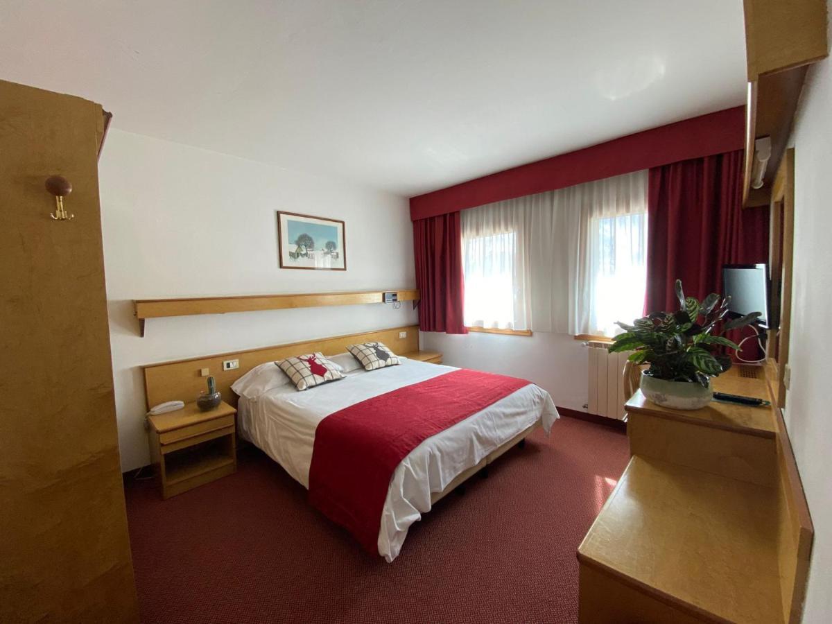 Grand Hotel Miramonti Passo del Tonale Ruang foto